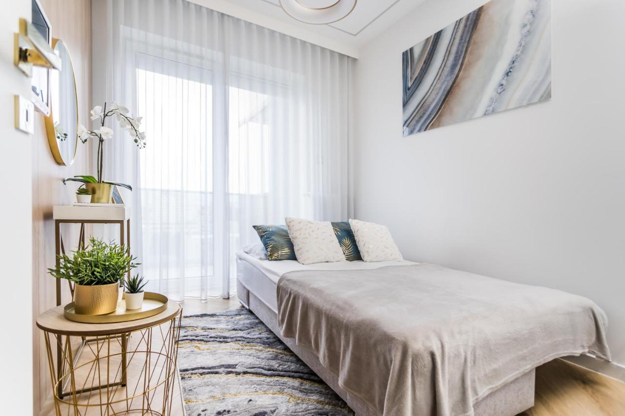 Resinest Apartamenty Jurowiecka J17 Bialystok Bagian luar foto