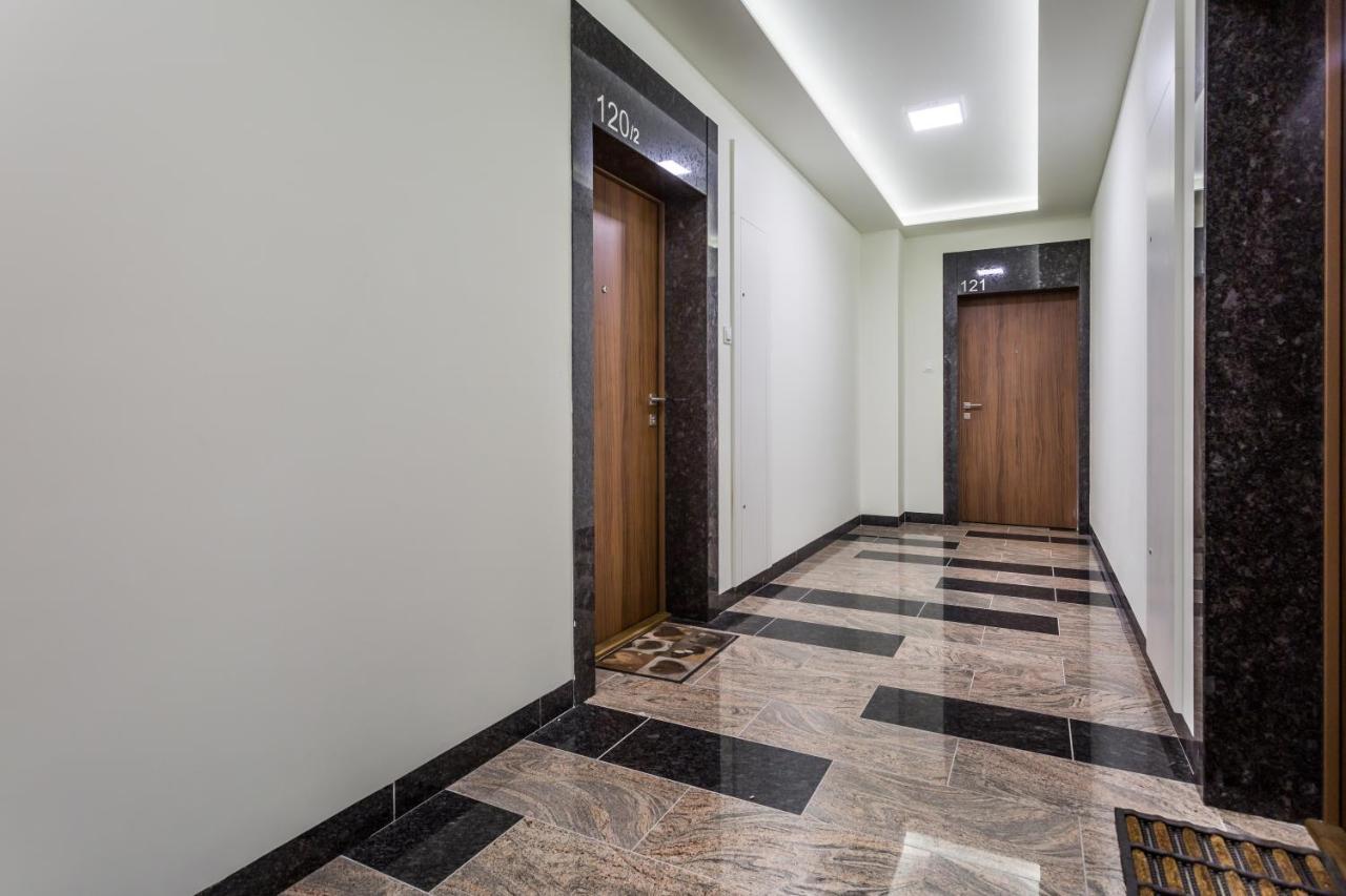 Resinest Apartamenty Jurowiecka J17 Bialystok Bagian luar foto